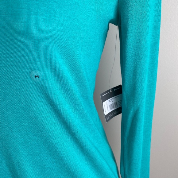 NWT Eddie Bauer Favorite Long Sleeve T Shirt in Emerald - Size M - Picture 2 of 9